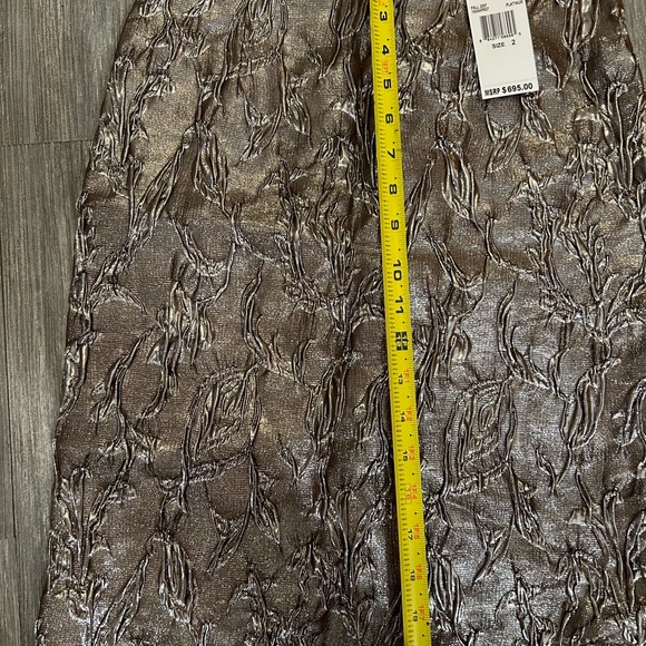 ❤️ MSRP 695.! Michael Kors Platinum skirt BEAUTIFUL 😍 - Picture 10 of 10